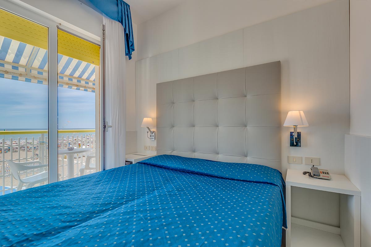 Mare living (RU)