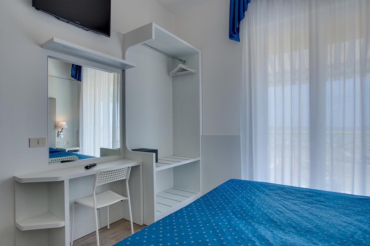 Mare living (RU)